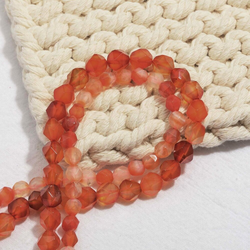 6mm Star Cut Faceted Onyx Agate Beads